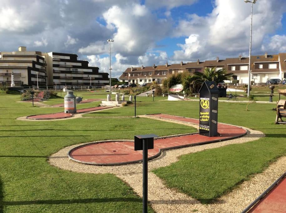 Maisonnette Du Bonheur Courseulles-sur-Mer Exterior photo